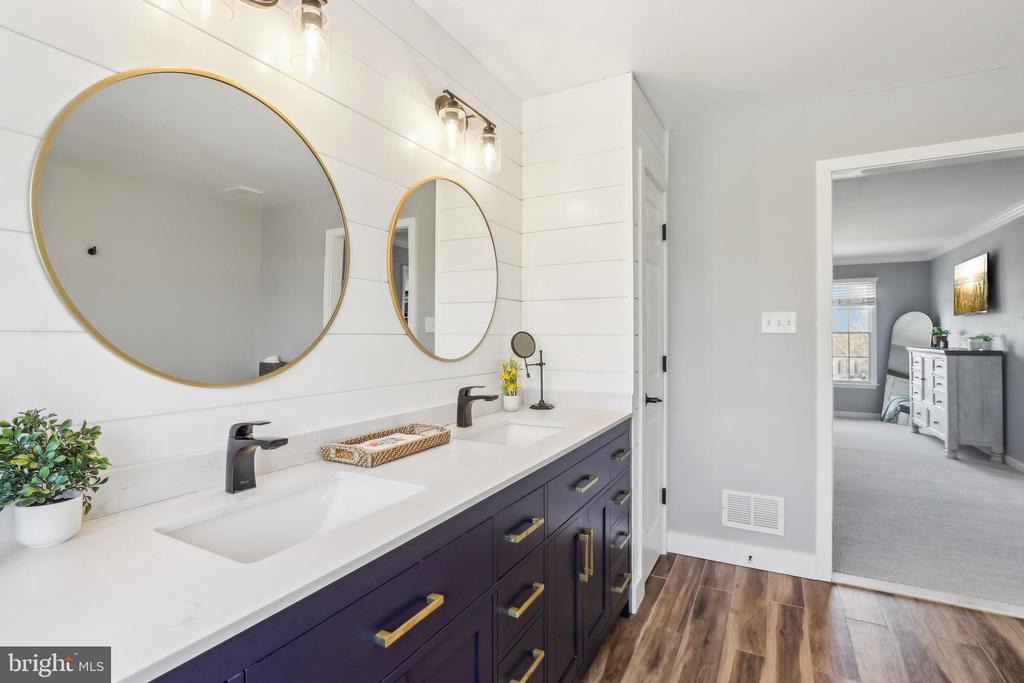 1702 Osprey Dr
