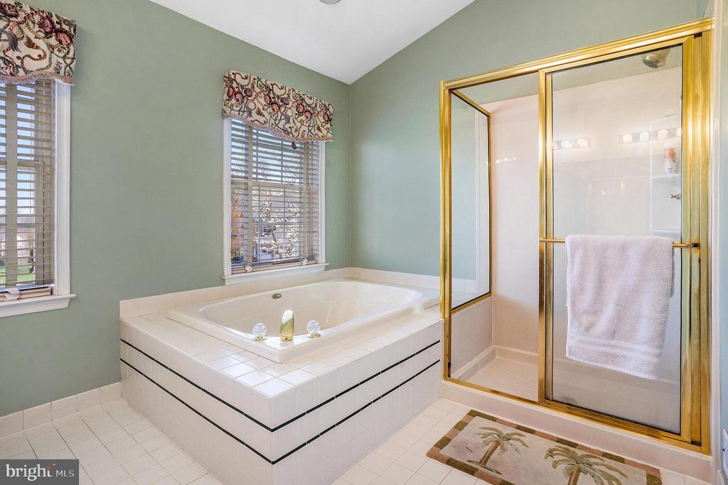 1105 Brynhill Ct