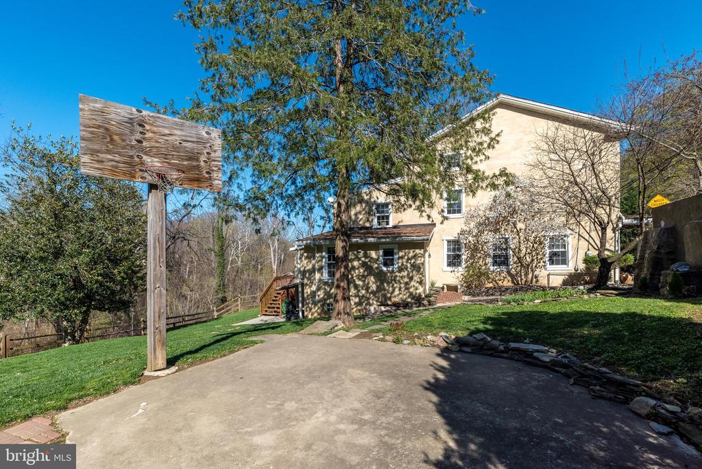 252 Balligomingo Rd