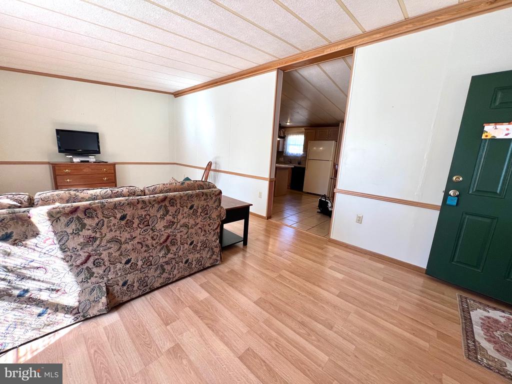 153 Deerfield Dr