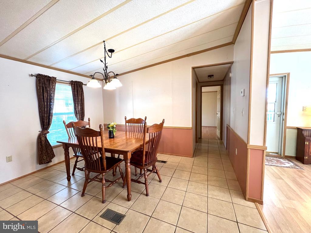 153 Deerfield Dr
