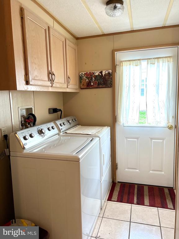 153 Deerfield Dr