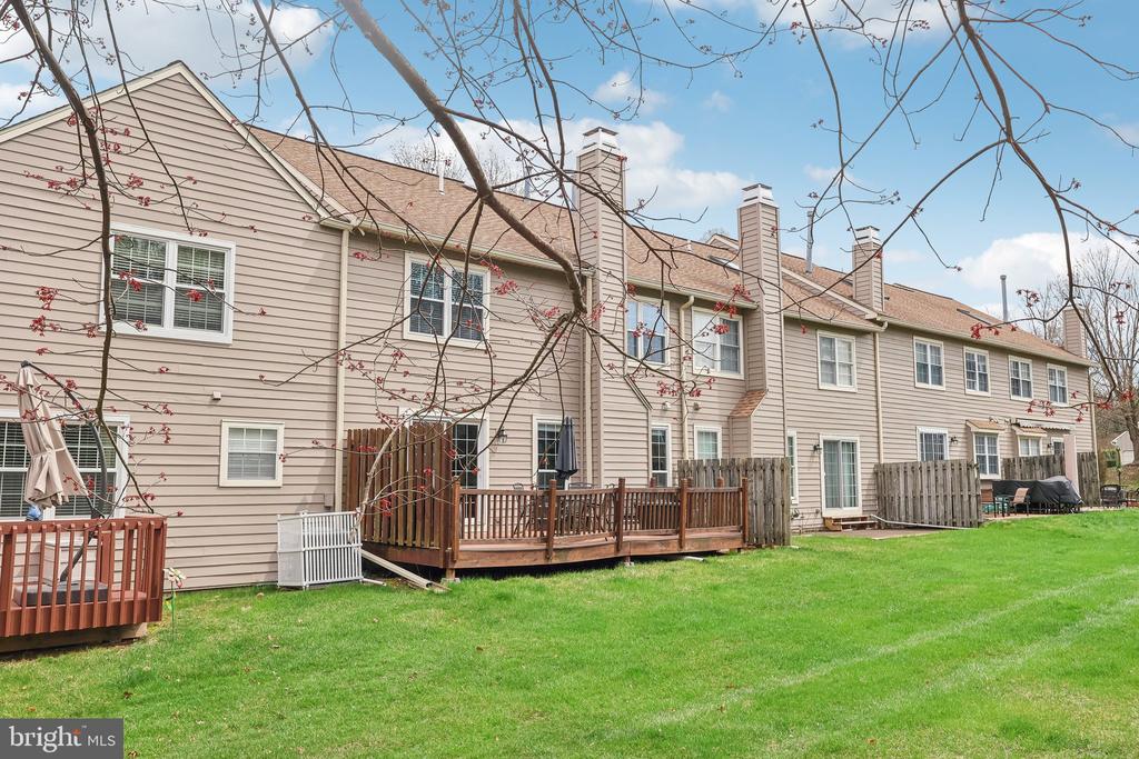 104 Evergreen Ct
