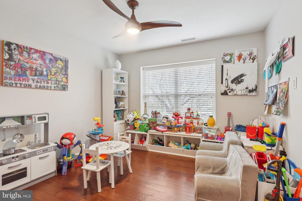 104 Evergreen Ct