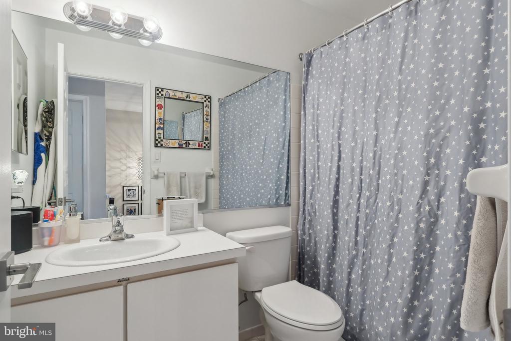 104 Evergreen Ct