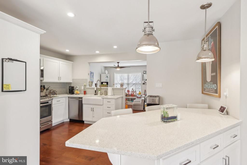 104 Evergreen Ct
