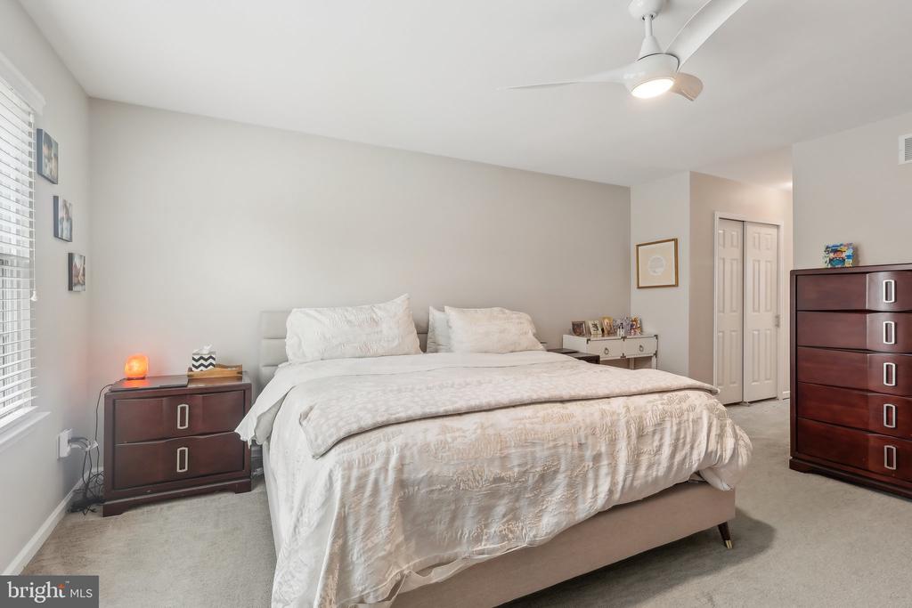 104 Evergreen Ct