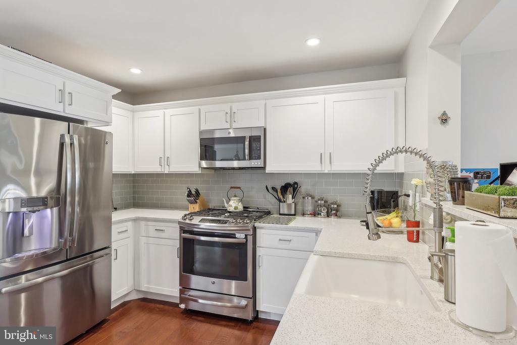 104 Evergreen Ct