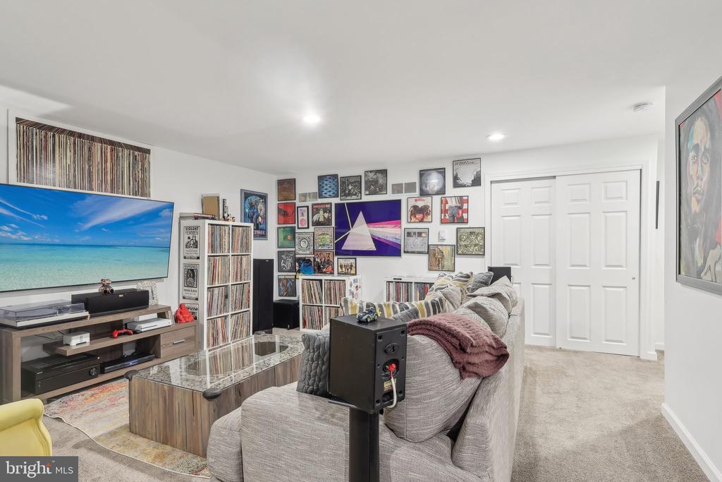 104 Evergreen Ct