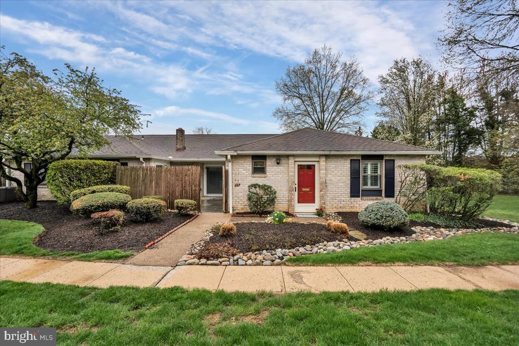 501 N Bethlehem Pike #2-B