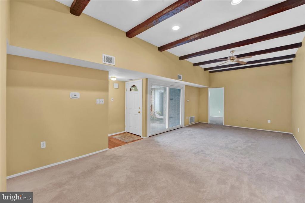 501 N Bethlehem Pike #2-B