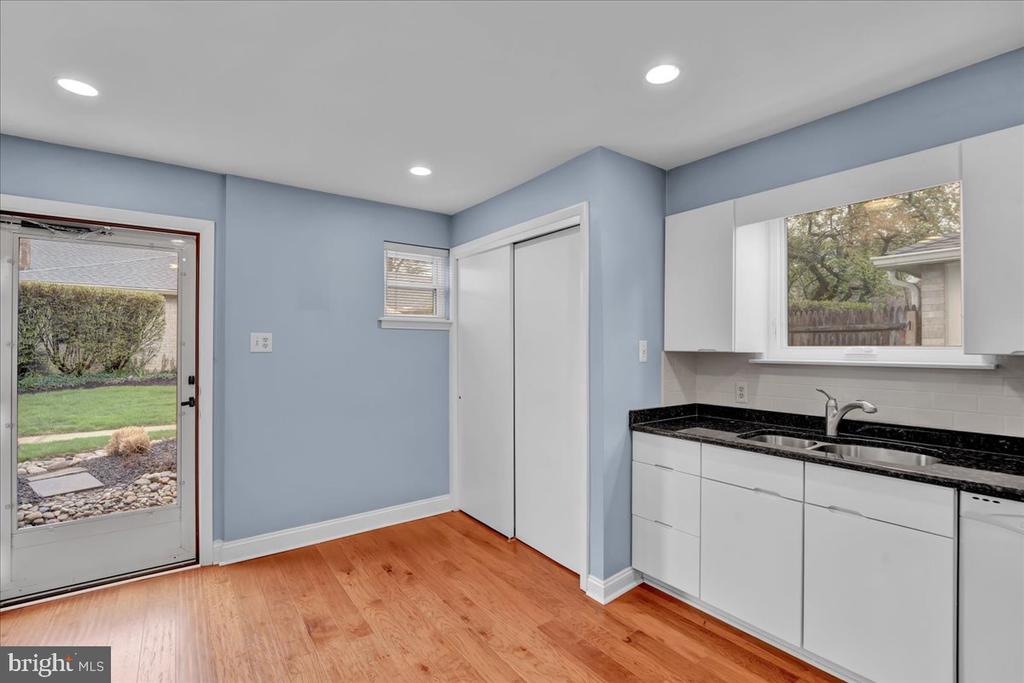 501 N Bethlehem Pike #2-B