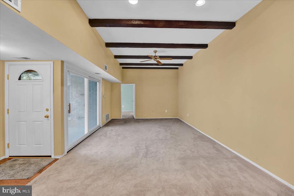 501 N Bethlehem Pike #2-B