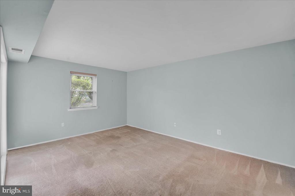 501 N Bethlehem Pike #2-B