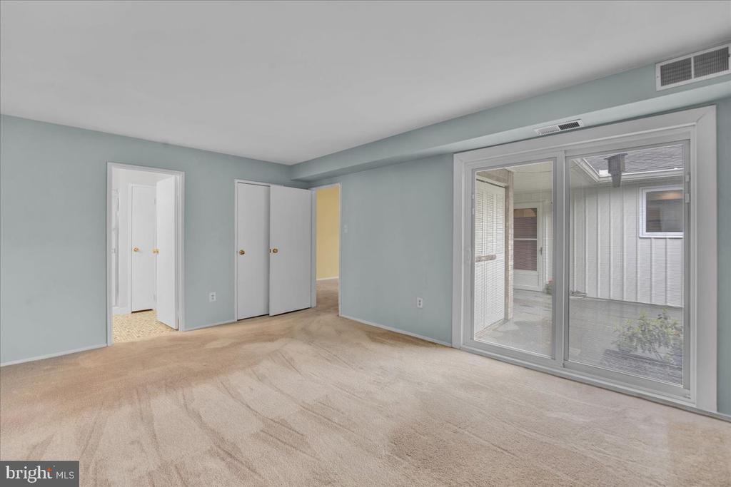 501 N Bethlehem Pike #2-B