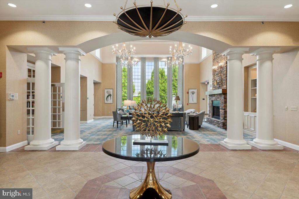 432 Primrose Dr
