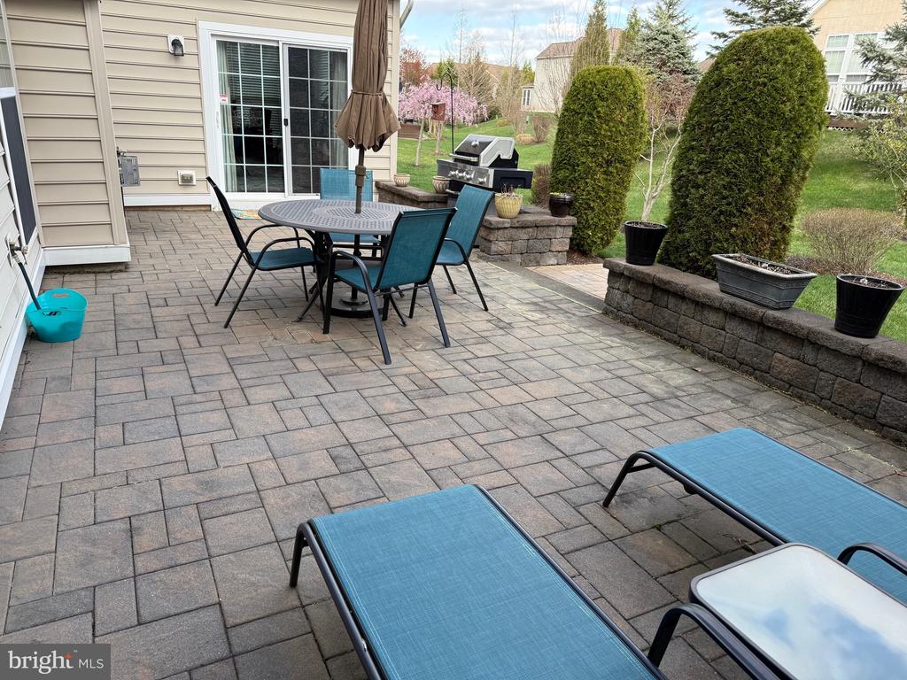 432 Primrose Dr