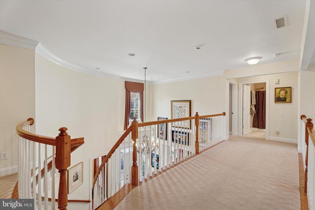 432 Primrose Dr