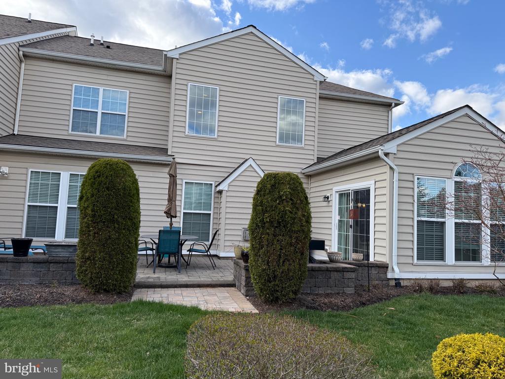 432 Primrose Dr
