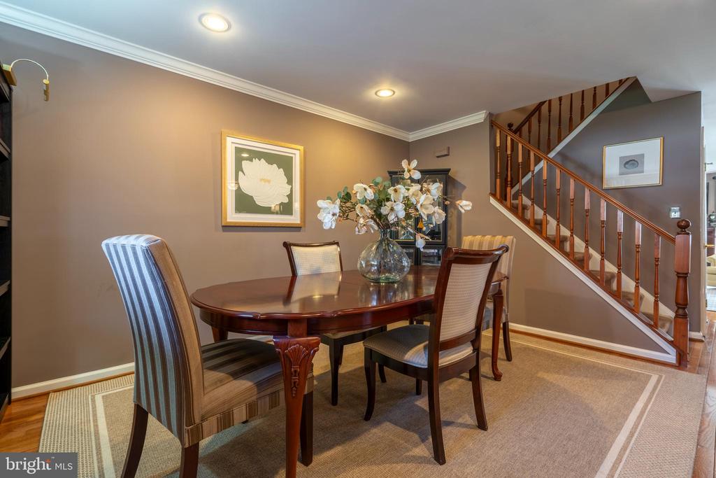 150 Medinah Dr
