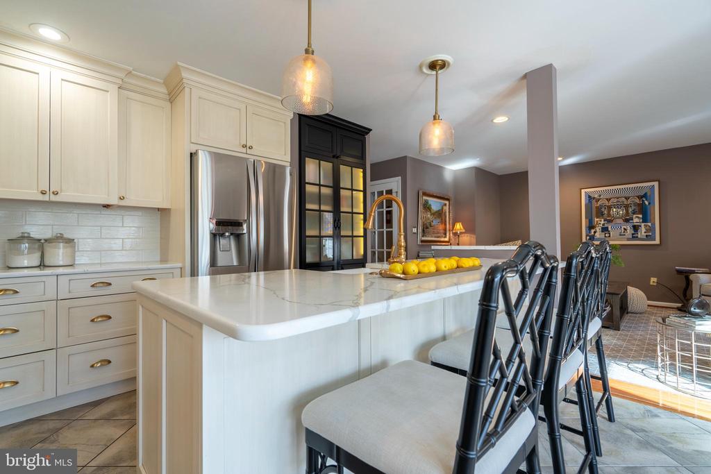 150 Medinah Dr