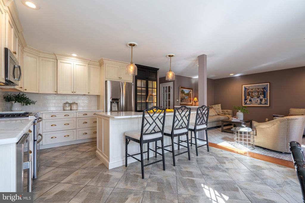 150 Medinah Dr