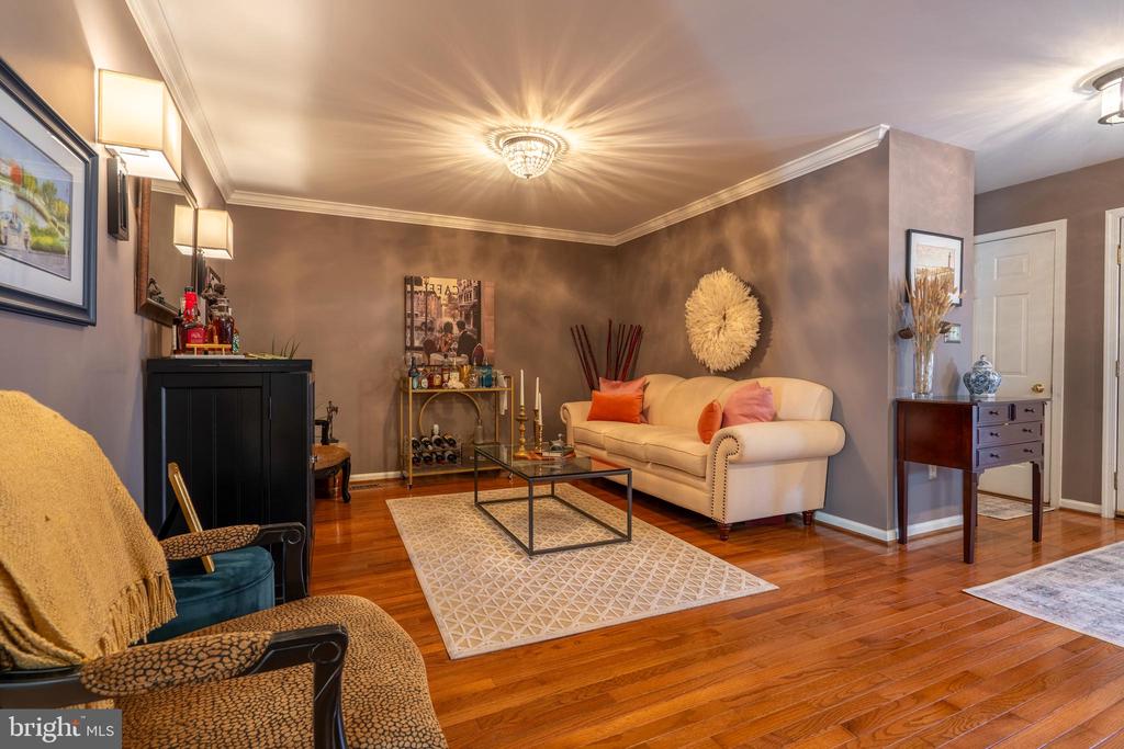 150 Medinah Dr