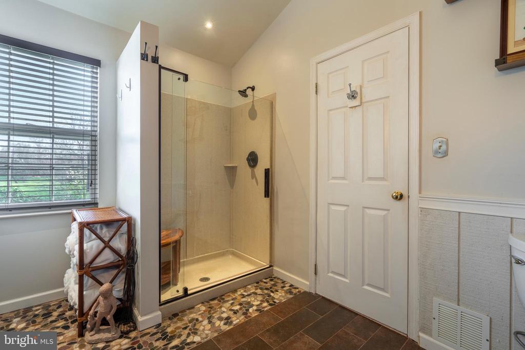 150 Medinah Dr