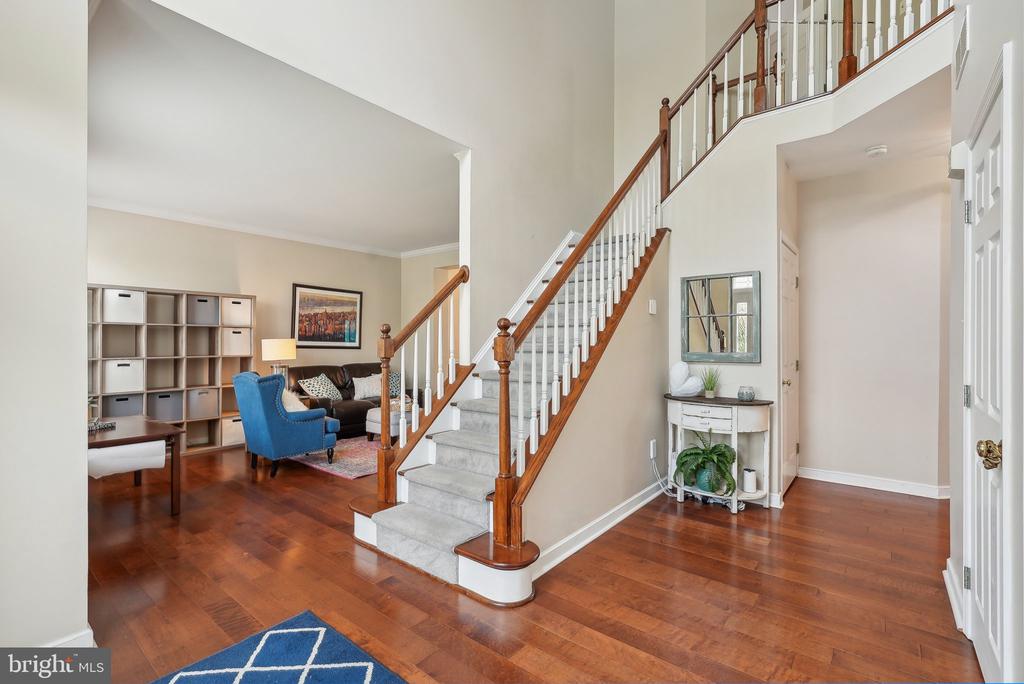 1107 Greystone Rd