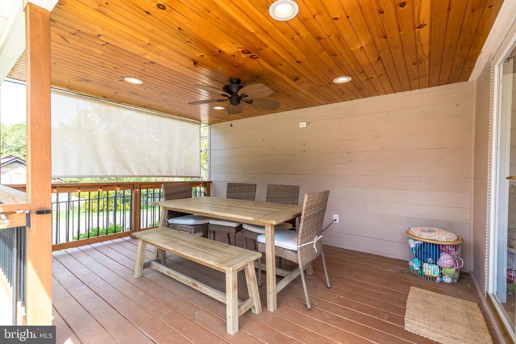 402 Cowpath Rd