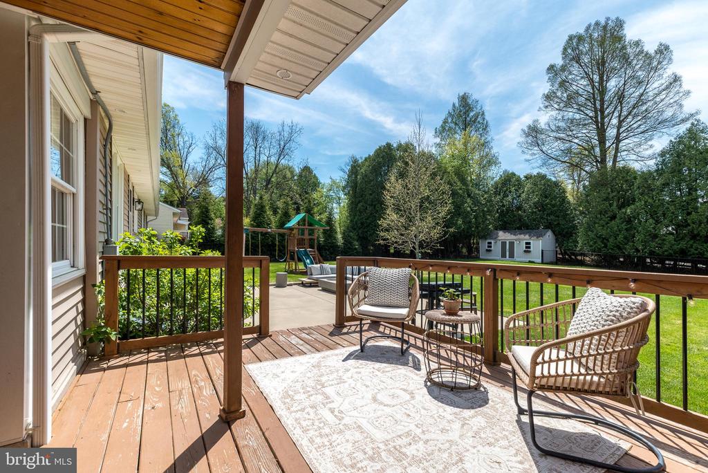402 Cowpath Rd