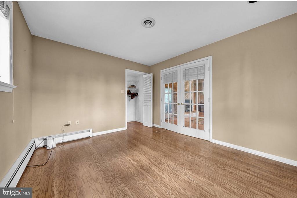 112 Samantha Dr