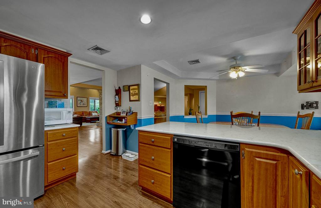 112 Samantha Dr