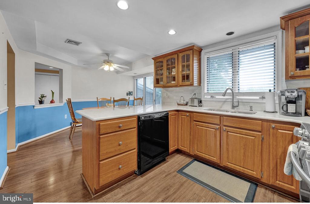 112 Samantha Dr