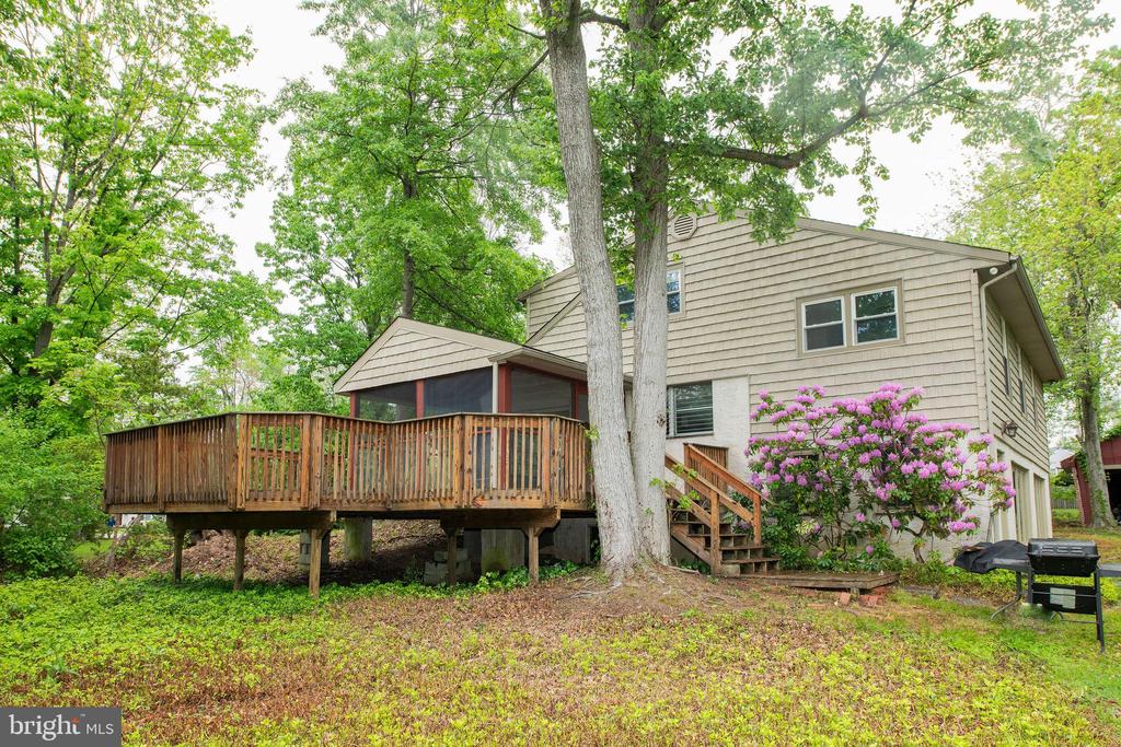 927 Herman Rd