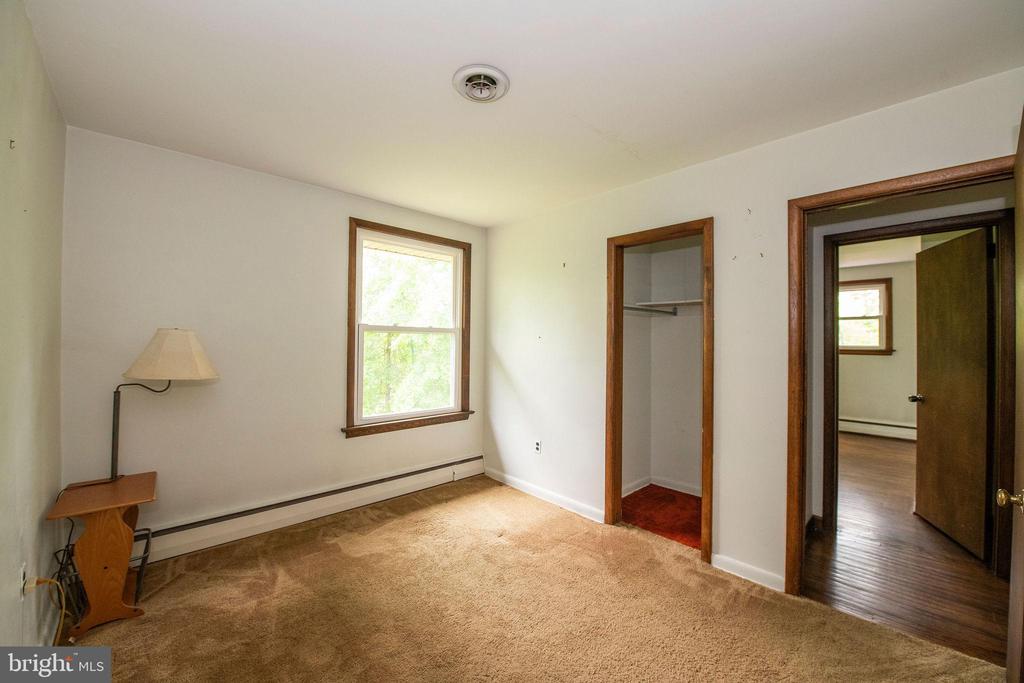 927 Herman Rd