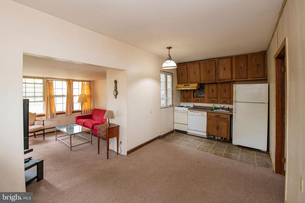 927 Herman Rd