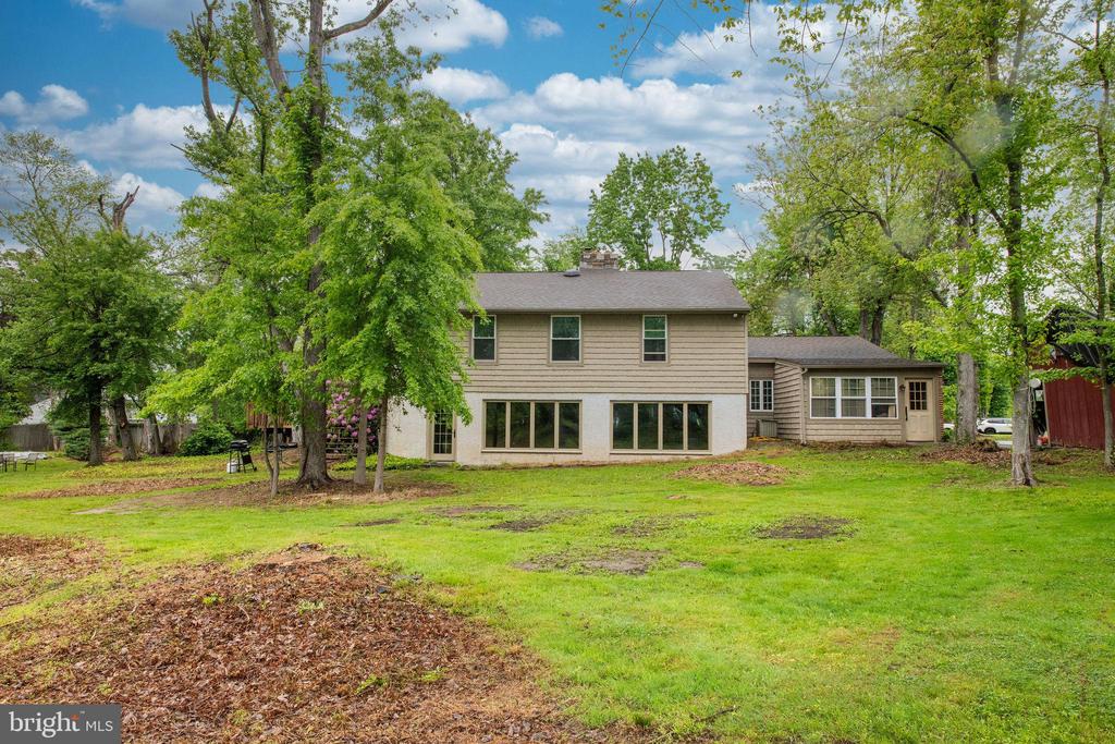 927 Herman Rd