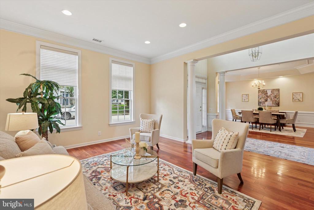 137 Mahogany Way