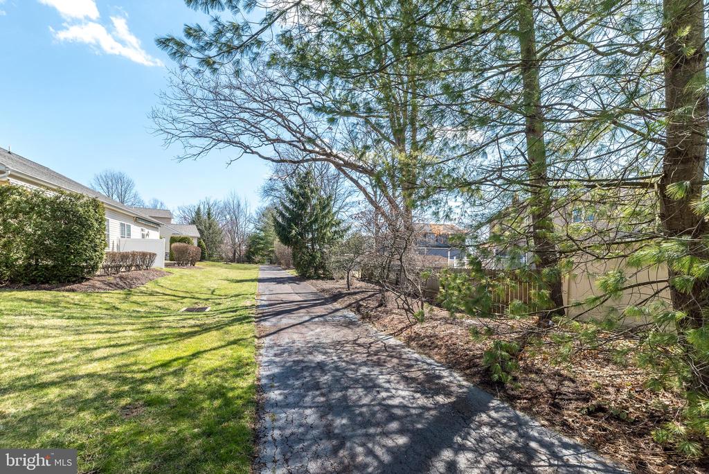 3124 Arbour Green Ct