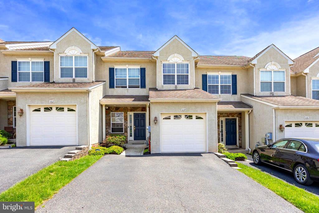 104 Golf Cart Dr
