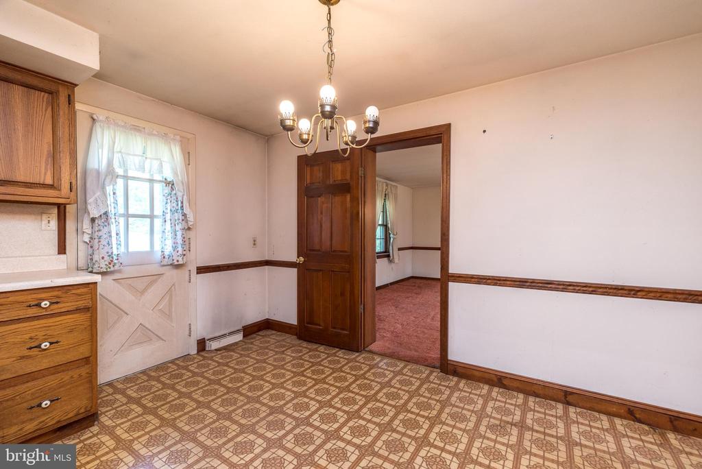 937 General Nash Dr