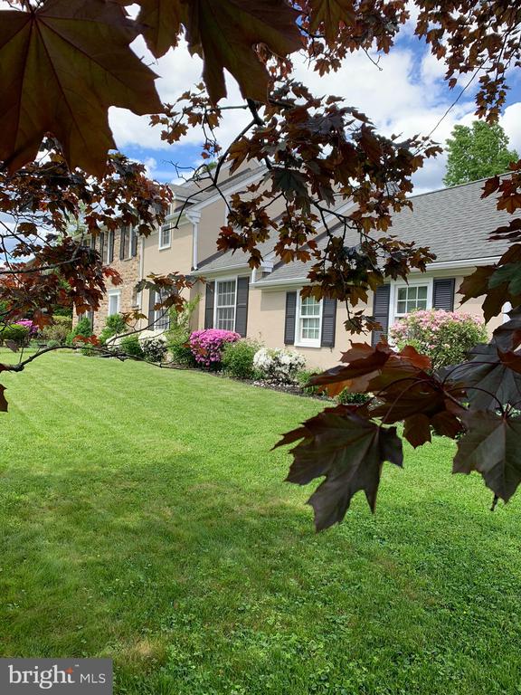 1212 Wallace Dr