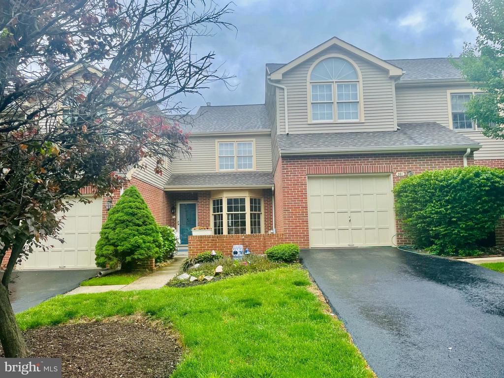 262 Towyn Ct