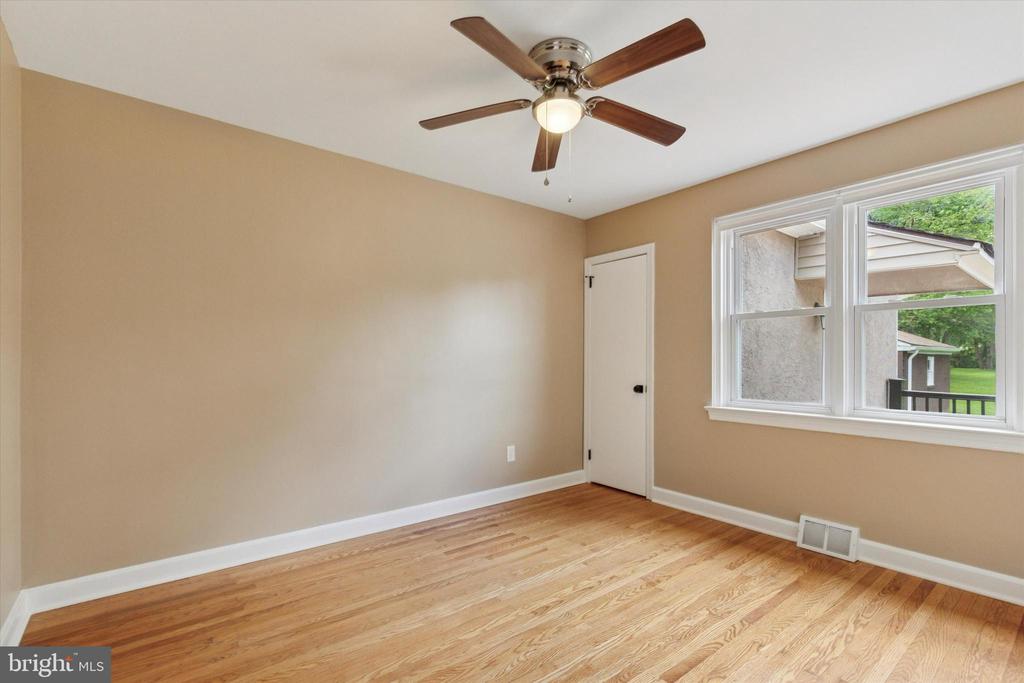 405 CEDAR HILL RD