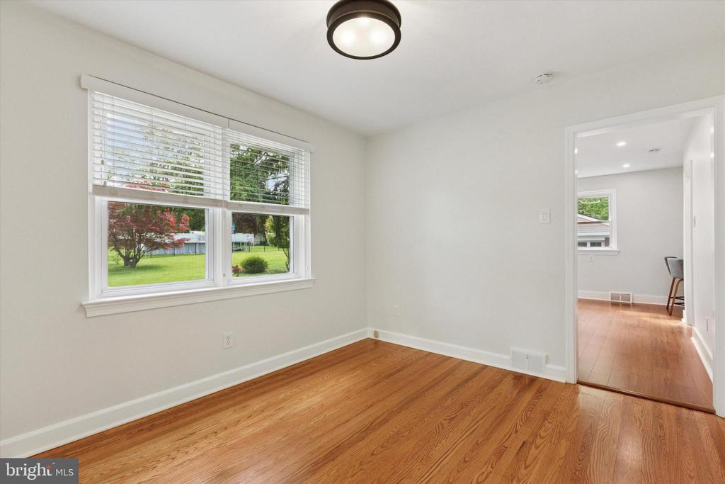 405 CEDAR HILL RD