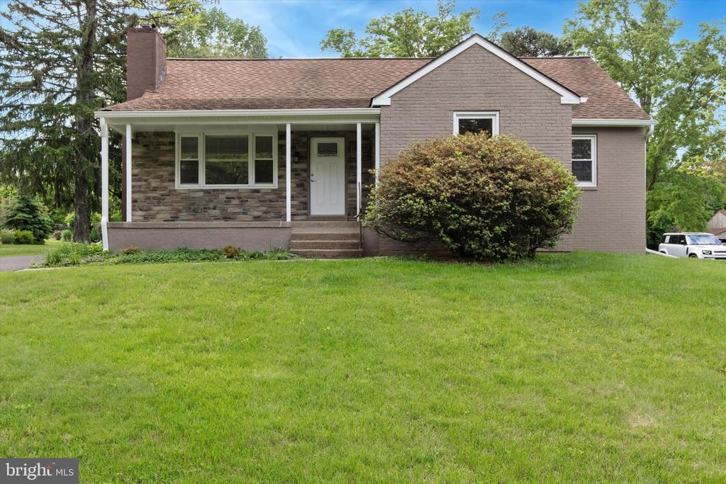 405 CEDAR HILL RD