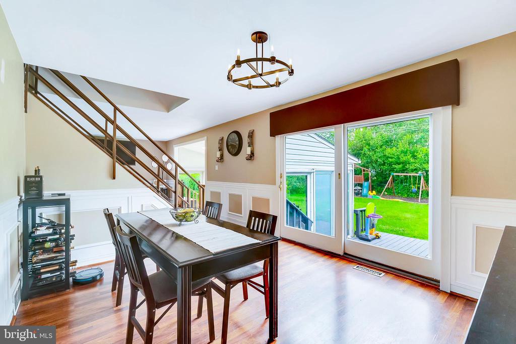 142 Colonial Dr