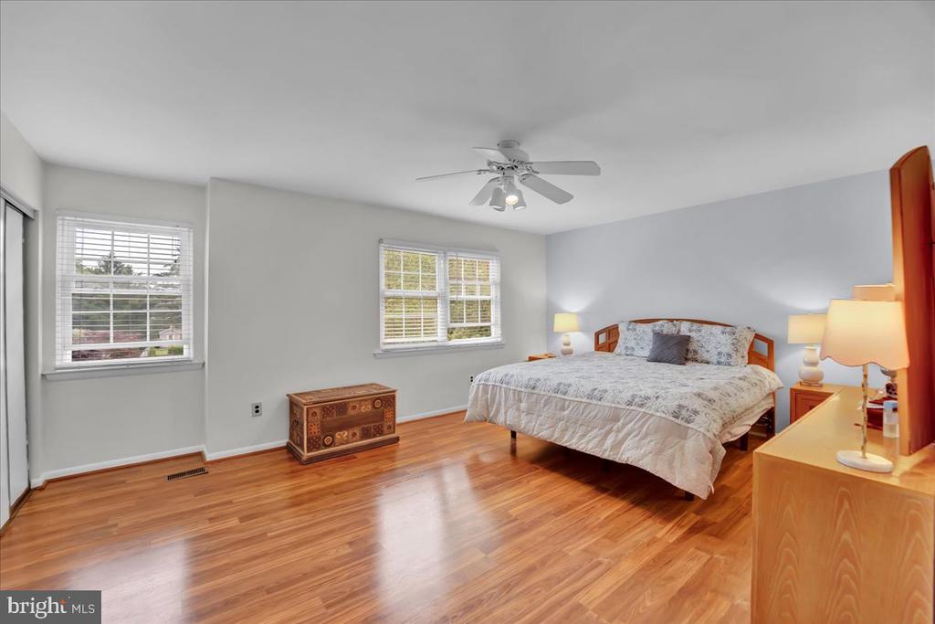 33 School Rd
