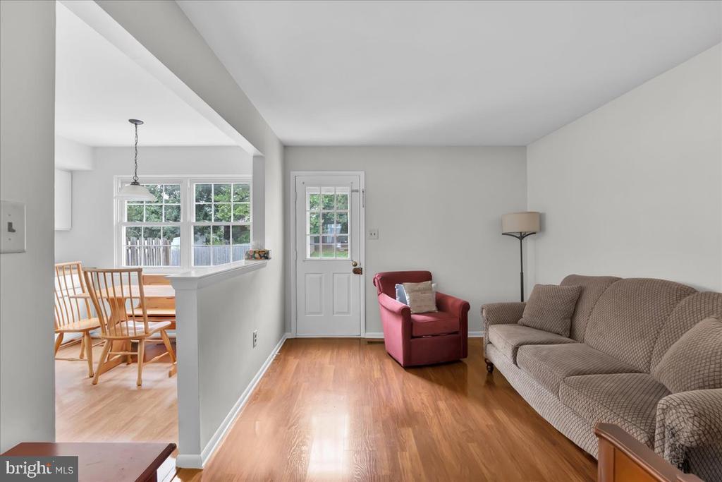 33 School Rd